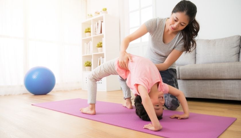 Yoga para crianças: posturas divertidas e mentes tranquilas!